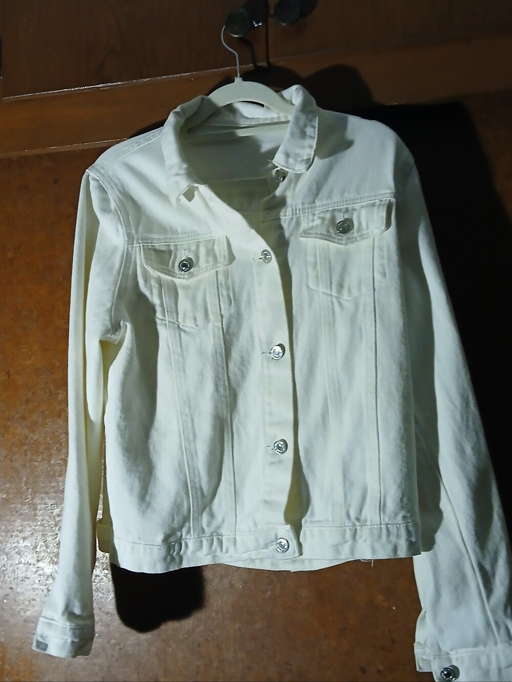 EUC Women's White Denim Jacket Medium